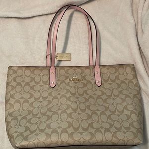 Large coach tote bag